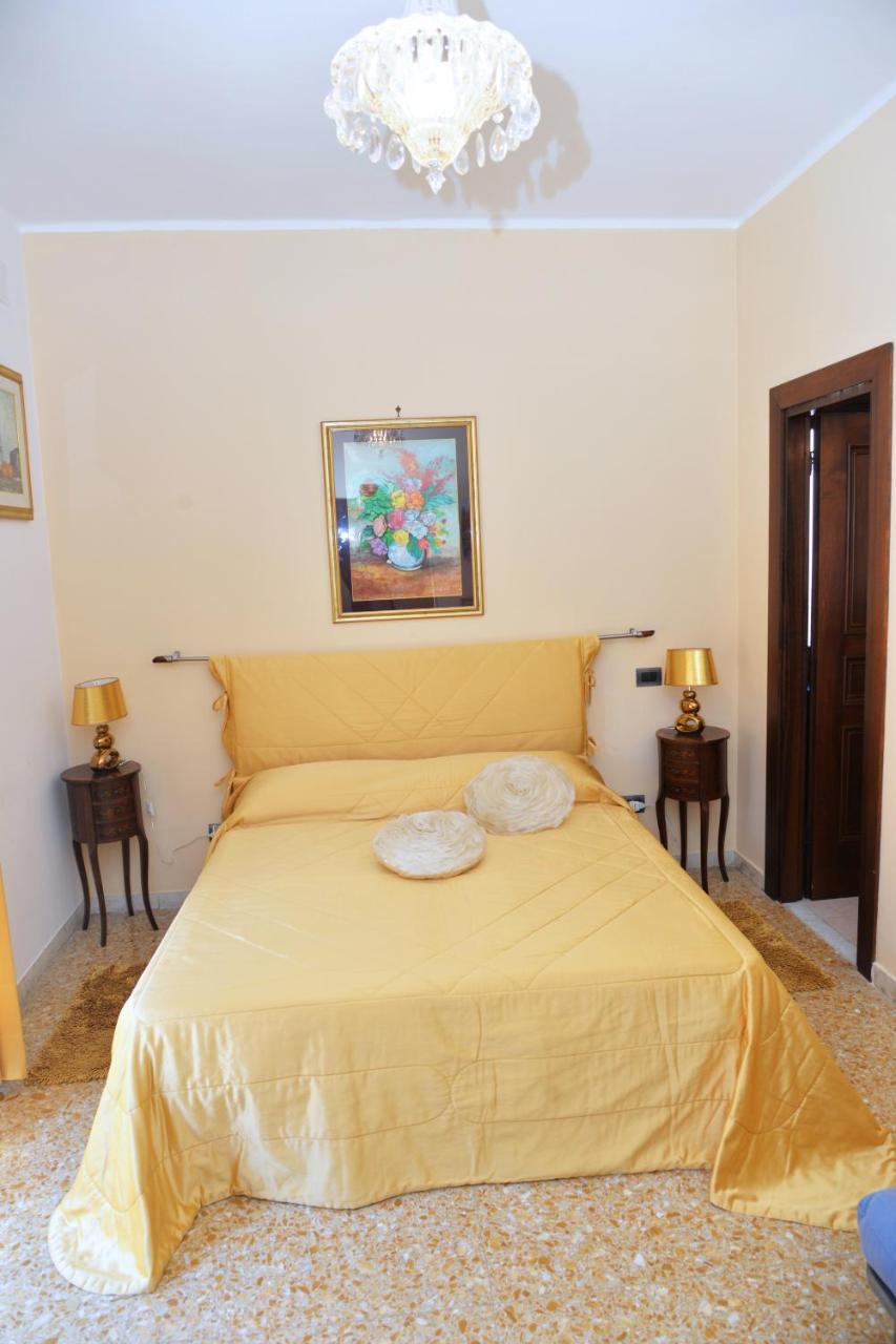 Friendly House Rome Villa Buitenkant foto